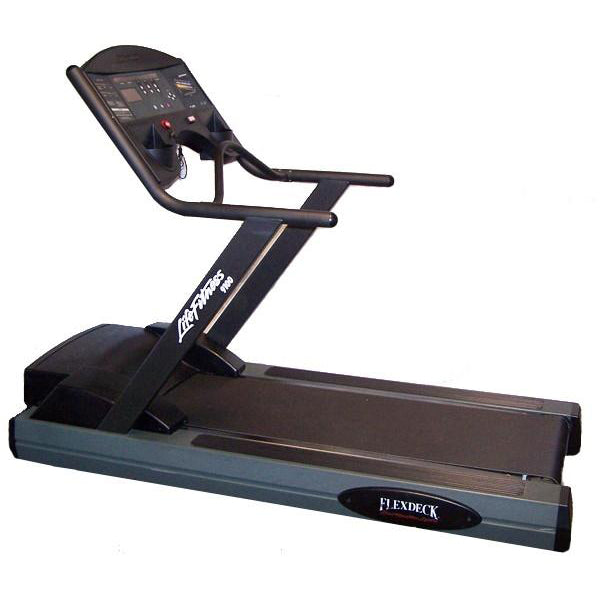 Life Fitness 9100 Treadmill